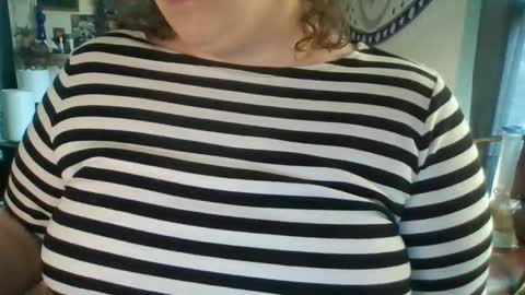 Snapshot of pizzabuttstuff chatting on 17, 12, 2024 daddy pizza online show from 17, 12, 2024