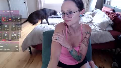 Plantbabeee online show from 21, 9, 2025