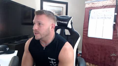 Snapshot of player2pawns chatting on 21, 12, 2024 Player online show from 21, 12, 2024