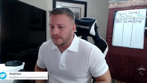 Snapshot of player2pawns chatting on 22, 12, 2024 Player online show from 22, 12, 2024