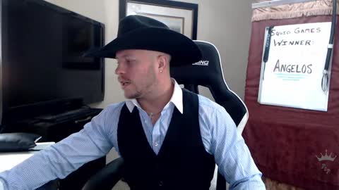 Snapshot of player2pawns chatting on 23, 1, 2025 Player online show from 23, 1, 2025