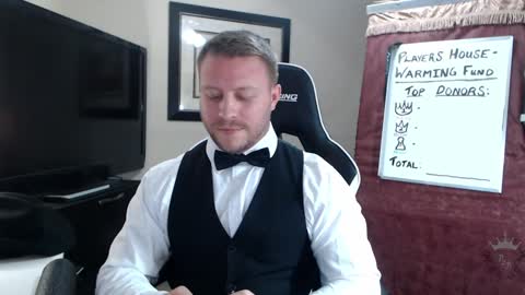 Snapshot of player2pawns chatting on 4, 2, 2025 Player online show from 4, 2, 2025