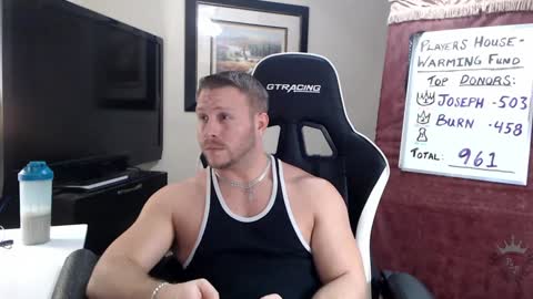 Snapshot of player2pawns chatting on 7, 2, 2025 Player online show from 7, 2, 2025