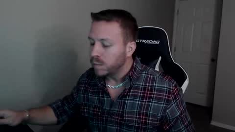 Snapshot of player2pawns chatting on 30, 10, 2025 Player online show from 30, 10, 2025