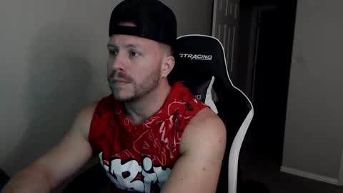 Snapshot of player2pawns chatting on 3, 11, 2025 Player online show from 3, 11, 2025