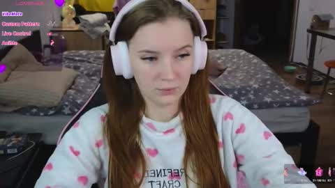 Snapshot of playful_mary chatting on 1, 2, 2026 Masha online show from 1, 2, 2026