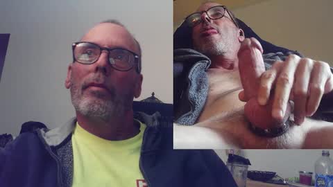 Snapshot of playfuljoy chatting on 16, 2, 2026 StudMan online show from 16, 2, 2026