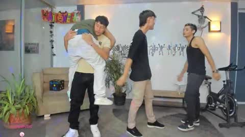   online show from 22, 10, 2025