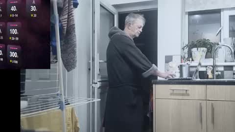 Play Me online show from 27, 10, 2025