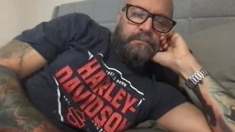 Snapshot of pleasesitonmycock chatting on 25, 2, 2026 PleaseSitOnMyCock online show from 25, 2, 2026