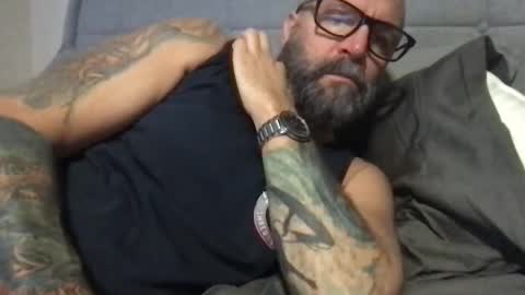 Snapshot of pleasesitonmycock chatting on 2, 3, 2026 PleaseSitOnMyCock online show from 2, 3, 2026