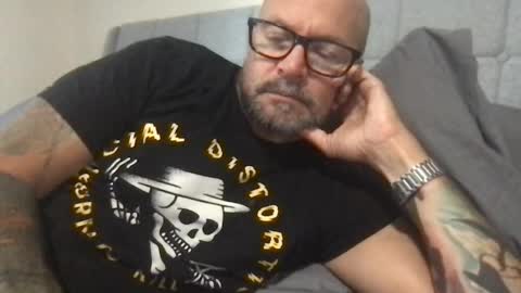 Snapshot of pleasesitonmycock chatting on 21, 6, 2026 PleaseSitOnMyCock online show from 21, 6, 2026
