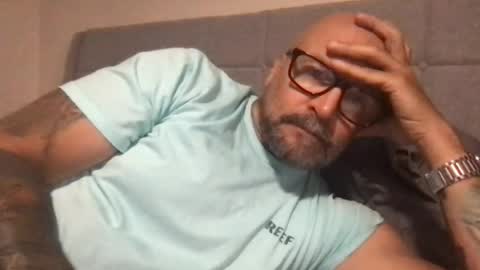 Snapshot of pleasesitonmycock chatting on 22, 6, 2026 PleaseSitOnMyCock online show from 22, 6, 2026