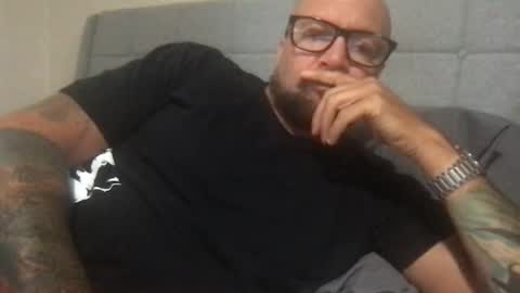 Snapshot of pleasesitonmycock chatting on 2, 7, 2026 PleaseSitOnMyCock online show from 2, 7, 2026