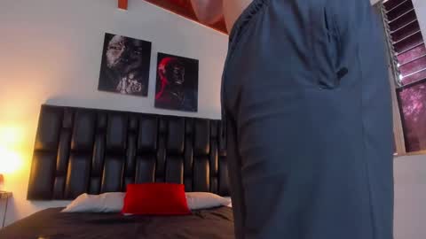 JUAN AND JULI online show from 31, 12, 2024