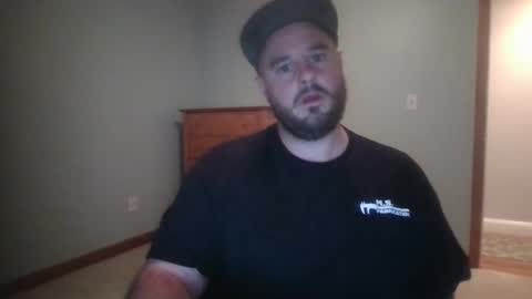 Snapshot of pluski155 chatting on 9, 11, 2025 Evan online show from 9, 11, 2025