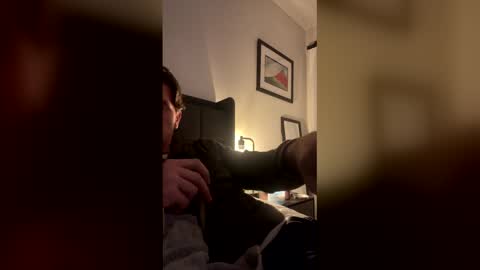 Snapshot of pnphornyboy chatting on 1, 3, 2026 alleyesonme online show from 1, 3, 2026