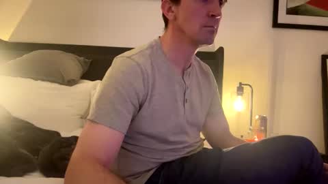 Snapshot of pnphornyboy chatting on 4, 4, 2026 alleyesonme online show from 4, 4, 2026