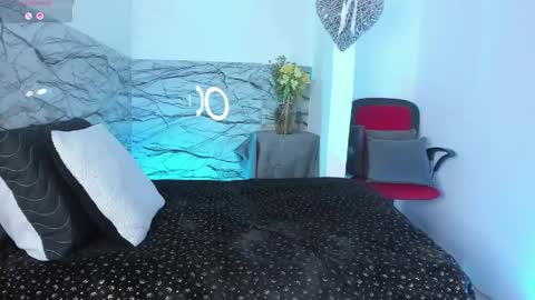 Emi online show from 6, 4, 2026