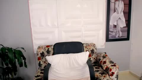 Snapshot of pocahontas_mcry chatting on 21, 4, 2026 pocahontas online show from 21, 4, 2026