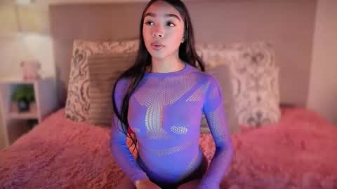 Snapshot of pocahontas_moon chatting on 31, 5, 2026 Pocahontas online show from 31, 5, 2026