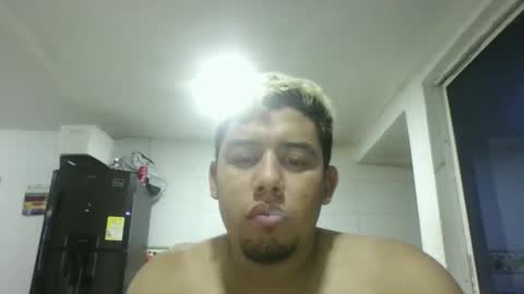 Snapshot of pocahot2512 chatting on 2, 2, 2026 pocahot2512 online show from 2, 2, 2026