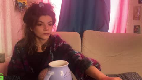 Snapshot of pocket_lovers chatting on 8, 7, 2026 Cute Sofia and Handsome Richy online show from 8, 7, 2026