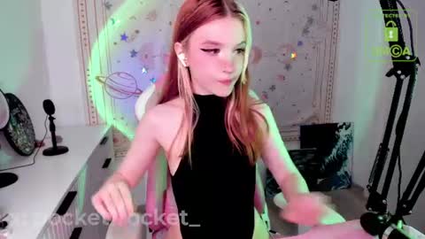Snapshot of pocketrocket_ chatting on 19, 7, 2026 pocketrocket_ online show from 19, 7, 2026