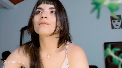 Snapshot of poeeticaa_ chatting on 20, 12, 2024 IG ipoetica online show from 20, 12, 2024