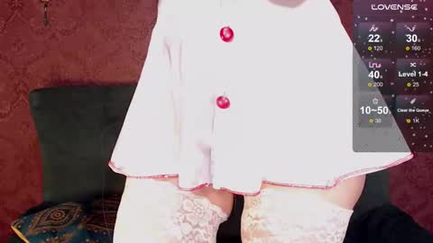 Poison Eva  online show from 18, 11, 2025