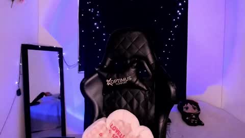 Snapshot of poison_willow chatting on 12, 1, 2025 Willow Hours 12pm to 630pm Colombian time FRIDAY AND SUNDAY FREE DAYS online show from 12, 1, 2025