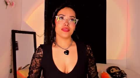 Snapshot of poison_willow chatting on 4, 2, 2025 Willow Hours 12pm to 630pm Colombian time FRIDAY AND SUNDAY FREE DAYS online show from 4, 2, 2025