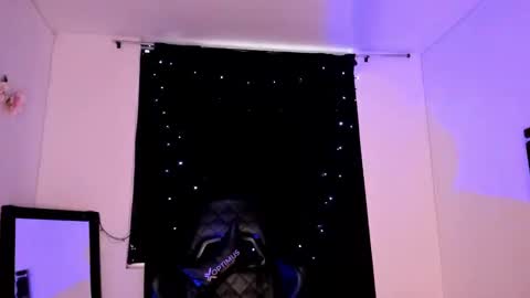 Snapshot of poison_willow chatting on 12, 2, 2025 Willow Hours 12pm to 630pm Colombian time FRIDAY AND SUNDAY FREE DAYS online show from 12, 2, 2025