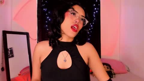 Snapshot of poison_willow chatting on 19, 2, 2025 Willow Hours 12pm to 630pm Colombian time FRIDAY AND SUNDAY FREE DAYS online show from 19, 2, 2025