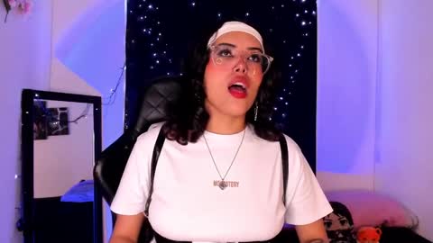 Snapshot of poison_willow chatting on 4, 3, 2025 Willow Hours 12pm to 630pm Colombian time FRIDAY AND SUNDAY FREE DAYS online show from 4, 3, 2025