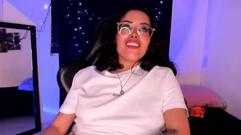 Snapshot of poison_willow chatting on 4, 3, 2025 Willow Hours 12pm to 630pm Colombian time FRIDAY AND SUNDAY FREE DAYS online show from 4, 3, 2025