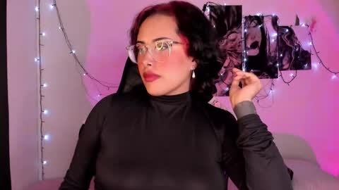 Snapshot of poison_willow chatting on 29, 9, 2025 Willow Hours 12pm to 630pm Colombian time FRIDAY AND SUNDAY FREE DAYS online show from 29, 9, 2025