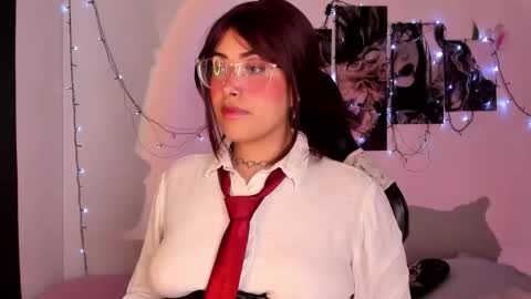 Snapshot of poison_willow chatting on 2, 10, 2025 Willow Hours 12pm to 630pm Colombian time FRIDAY AND SUNDAY FREE DAYS online show from 2, 10, 2025