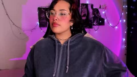 Snapshot of poison_willow chatting on 10, 11, 2025 Willow Hours 12pm to 630pm Colombian time FRIDAY AND SUNDAY FREE DAYS online show from 10, 11, 2025