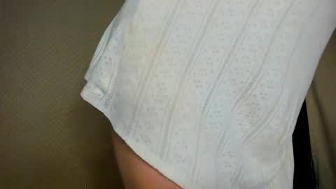 Snapshot of pola_xx chatting on 8, 11, 2025 9pm - 11pm GMT3 online show from 8, 11, 2025