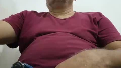 Snapshot of poli475 chatting on 20, 5, 2026 poli online show from 20, 5, 2026