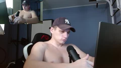 Poliglotjoe2 online show from 8, 1, 2026