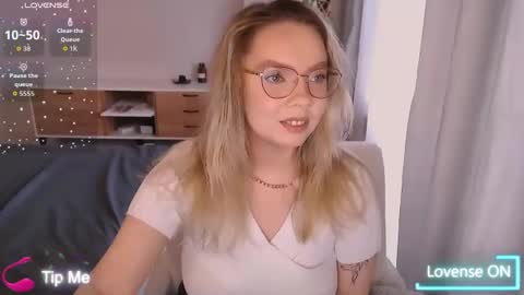 Snapshot of polinajones chatting on 24, 2, 2026 PolinaJones online show from 24, 2, 2026