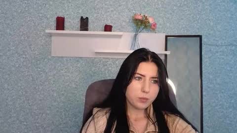 Snapshot of polinaray chatting on 5, 10, 2025 Polina online show from 5, 10, 2025