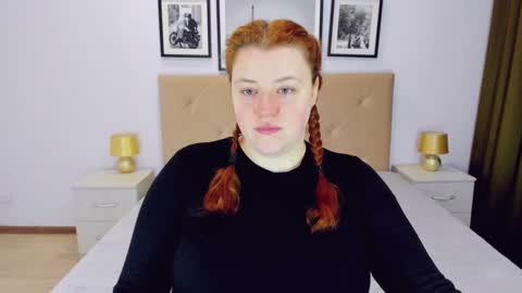 Snapshot of polinasallivan chatting on 4, 12, 2024 Polina online show from 4, 12, 2024
