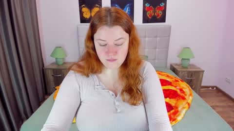 Snapshot of polinasallivan chatting on 11, 12, 2024 Polina online show from 11, 12, 2024