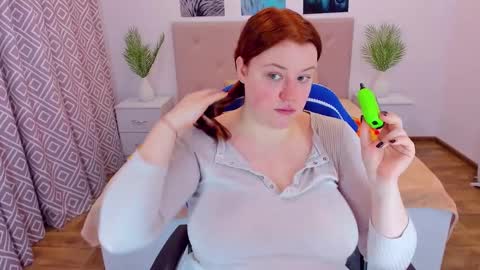 Snapshot of polinasallivan chatting on 18, 12, 2024 Polina online show from 18, 12, 2024