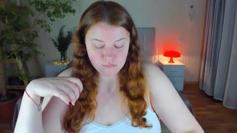 Snapshot of polinasallivan chatting on 29, 9, 2025 Polina online show from 29, 9, 2025
