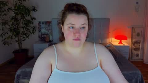 Snapshot of polinasallivan chatting on 28, 6, 2026 Polina online show from 28, 6, 2026