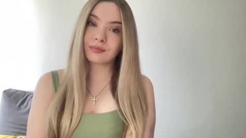 polishangel222 online show from 15, 3, 2026